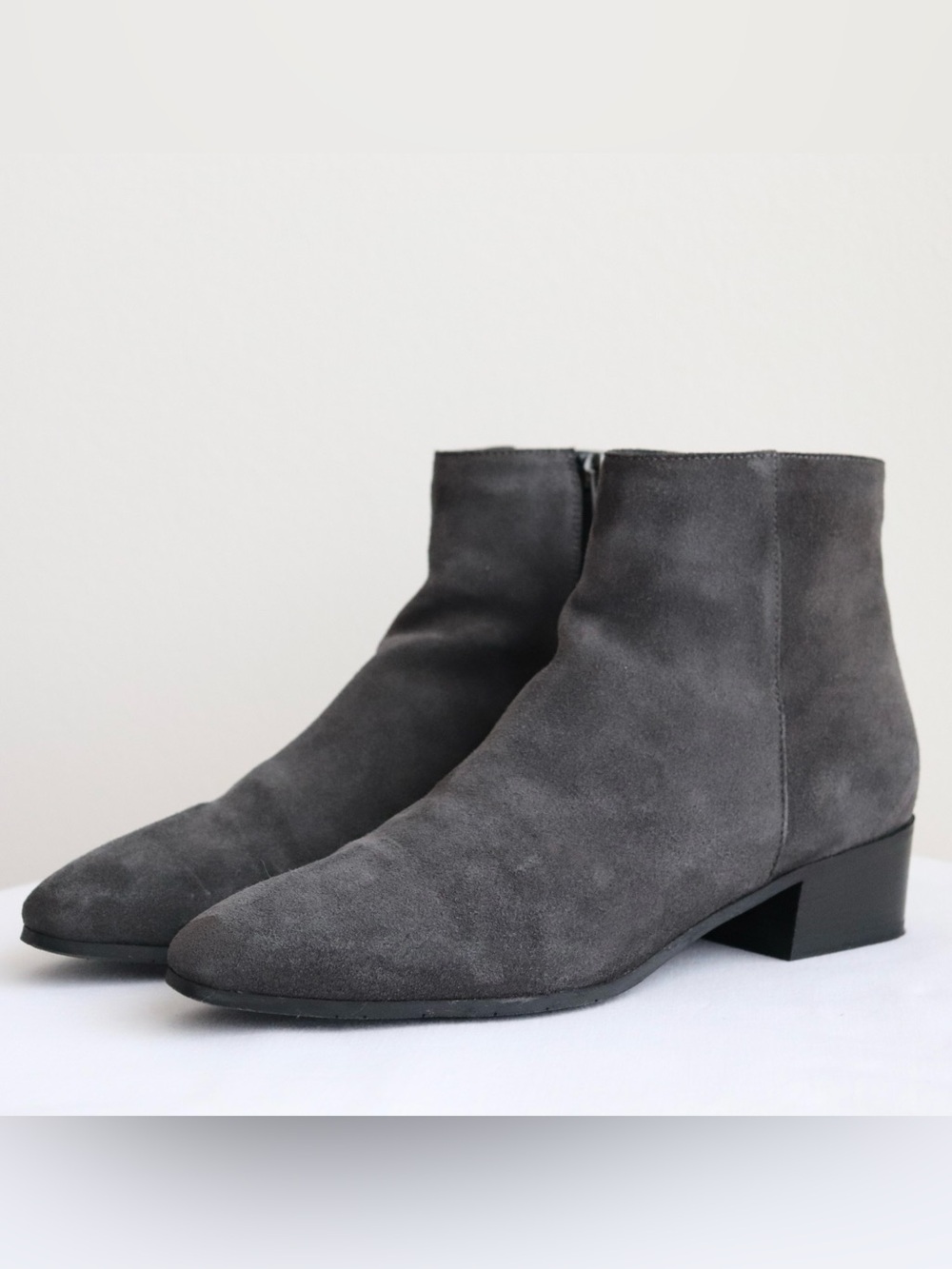 Aquatalia Gray Suede Heeled Booties Women’s Size 8.5